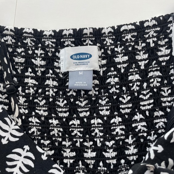 Old Navy Sundress Bundle Slip On Casual Summer Dresses Mini Black White Floral - Picture 8 of 15